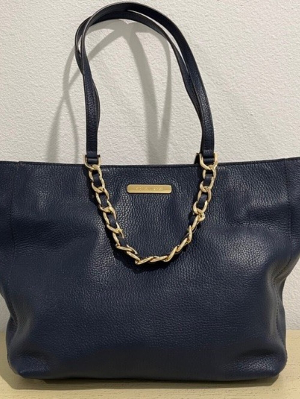 Michael Kors Navy Pebbled Leather Large Harper Tote W/Goldtone Trim New With Tag - Picture 2 of 16